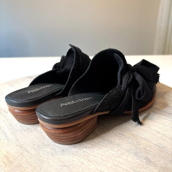 Anthropologie Antelope Handmade Black Bow Mules EU Size 39 US Size 9 - Picture 6 of 10